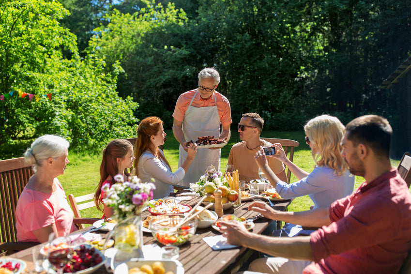 How to Set the Scene for a Beautiful Summer Evening Outside — Atmosphere, Ambiance, and the Art of Actually Enjoying It